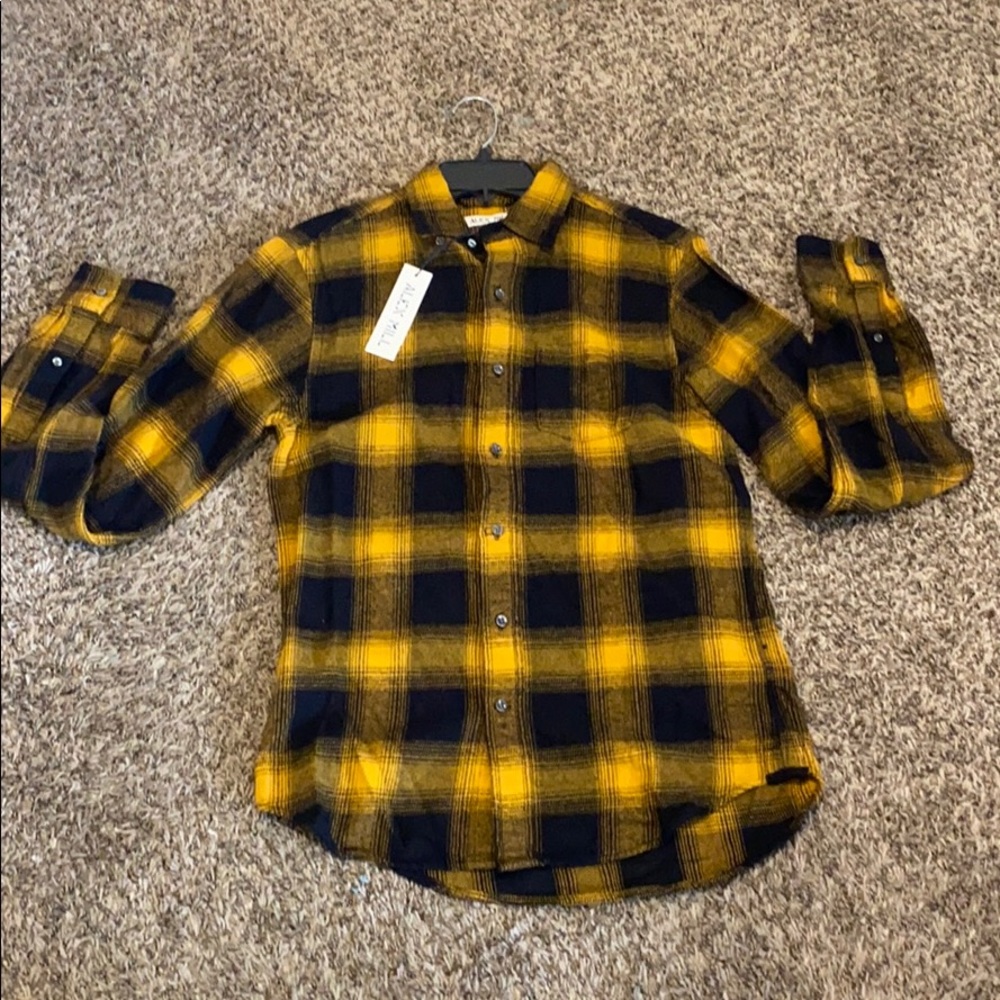 Men’s shirts